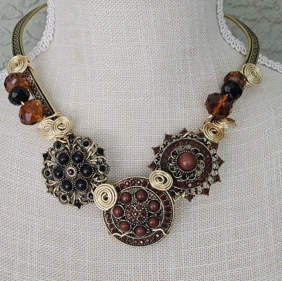 Vintage Gold Tone Neck Collar by Best - Picture 7 of 7